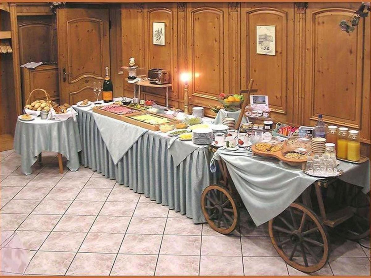 Hotel Zur Krone Ronneburg  Eksteriør billede