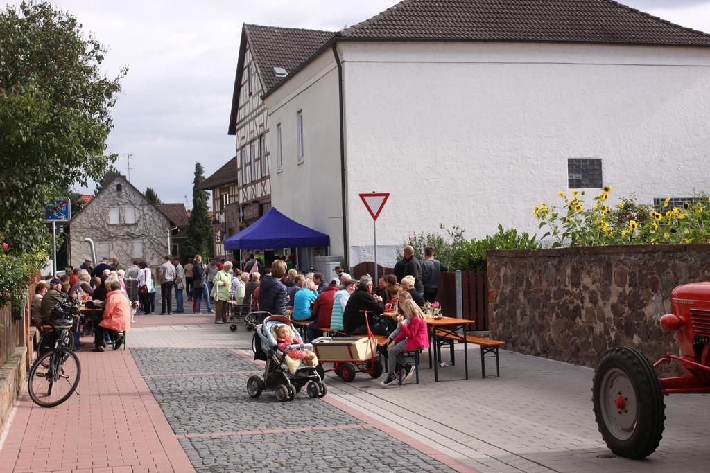 Hotel Zur Krone Ronneburg  Eksteriør billede